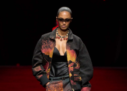Roberto Cavalli, la collezione Pompeii Future A/I 2025 come viaggio tra memoria e modernità