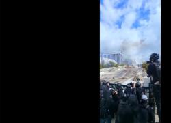 Proteste in Grecia, scontri per l'anniversario dell'incidente ferroviario di Tempe, i manifestanti: "Vogliamo verità sulla strage" - VIDEO