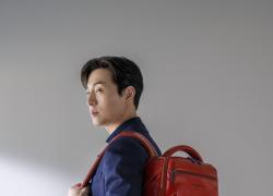 Piquadro, rafforzata la presenza in APAC con Jung Sung Il confermando l'attore come brand ambassador