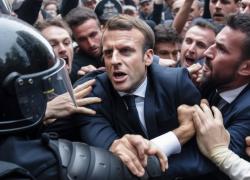 Macron e la sinistra Radical Chic italiana si vogliono “armare” contro la pace
