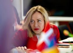Ventotene, Meloni: "Ho fatto impazzire la sinistra, ho toccato un nervo scoperto", ma Palazzo Chigi smentisce
