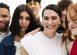 Pence1979 lancia la campagna "Wear Your Voice": un inno per i giovani a sentirsi liberi
