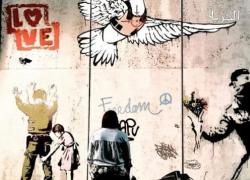 Milano, torna Bansky protagonista della street art con una mostra dove i muri parlano e fanno riflettere