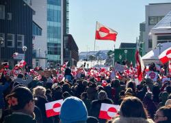Groenlandia, formato governo di coalizione in chiave anti-USA, alla guida Jens-Frederik Nielsen, favorevole all'indipendenza graduale dalla Danimarca