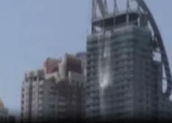 Terremoto in Myanmar e Thailandia, cascate d'acqua dalle piscine presenti sui tetti dei grattacieli a Bangkok - VIDEO