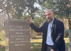 Saviano sulla tomba di Hegel, una scena comica, contrapposizione tra il più grande filosofo moderno e l'araldo del pensiero unico