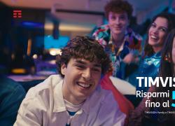 TimVision, on air il nuovo spot con il cantante Settembre, vincitore di Sanremo Giovani e Premio Tim