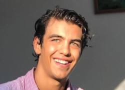 Addio ad Andrea Savorelli, morto "per una leucemia" l'attore del Paradiso delle Signore che interpretava Pietro Conti, aveva 30 anni