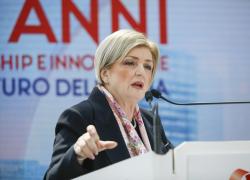 Laurea "falsa" del ministro Calderone, procura di Roma apre inchiesta ma senza indagati, lei: "Nessun reato, pronta a controdenuncia"