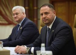 Ucraina, il ministro della Difesa Umerov: "D'accordo al 90% col piano di pace di Trump", poi si smentisce: "Mai detto"