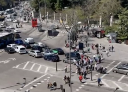 Blackout Spagna e Portogallo, REN: “Ipotesi guasto dovuto a raro fenomeno atmosferico”, cittadini: “Tornati nel passato senza carte di credito e servizi”