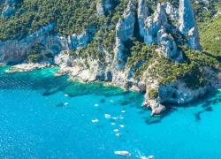 Sardegna, Cala Goloritzè la spiaggia più bella del mondo secondo l'edizione 2025 di "The World's 50 Best Beaches"