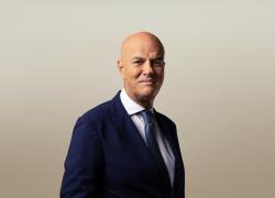 Eni, l'Amministratore Delegato Claudio Descalzi incontra il Primo Ministro del Governo di Unità Nazionale libico Abdul Hamid Mohammed Dbeibeh a Tripoli