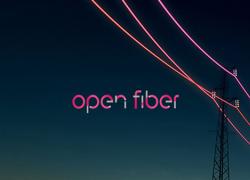 Open Fiber, Butti: “Ritardo su alcuni lotti, vanno ceduti”; ma altre 3 opzioni sul tavolo: sostituire con fondi FESR, rivedere scadenze PNRR, limitare aree