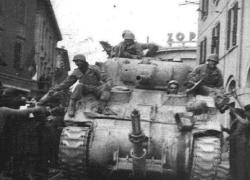 Giornata della vittoria sul nazismo, 21 aprile 1945 l'Armata rossa entra a Berlino, il 30 aprile il “suicidio” di Hitler e l’8 maggio la firma della resa incondizionata della Germania