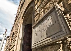 Ferragamo, ricavi consolidati a 221 milioni di euro nel Q1 2025, -2,6% su base annua, risultato penalizzato dai consumi in Asia Pacifico