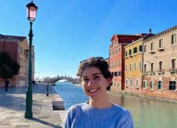 Addio a Chiara Pennuti, morta a 27 anni per cancro ai tessuti molli, raccontò la malattia nel podcast “Una zebra in corsia”