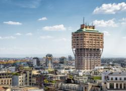 La Torre Velasca rinasce tra design anni ’50, lusso, ristoranti e nuova piazza; investimento di Hines di €250 milioni
