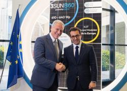 Enel, Vicepresidente esecutivo della Commissione Europea Sejournè in visita a 3SUN: Gigafactory europea per moduli solari innovativi