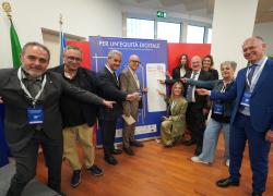 Privacy Tour, Tappa in Calabria, firmato il manifesto dell'equità digitale con FS e istituzioni per un’IA inclusiva 
