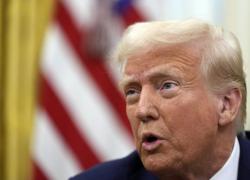 Trump annuncia dazi del 50% a UE dal 1° giugno, il tycoon: "Discussioni con loro non porteranno a nulla, causano deficit di oltre 250mld$", Borsa Milano -3%