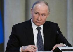Kursk, massiccio attacco di droni ucraini contro elicottero Putin durante visita del 20 maggio, Dashkin: "Oltre 50 droni respinti con successo"