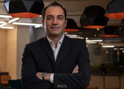 Chi è Antonio Filosa, nuovo CEO di Stellantis in azienda da 25 anni, ha rilanciato Fiat, Jeep, Peugeot, Citroën e Ram in America