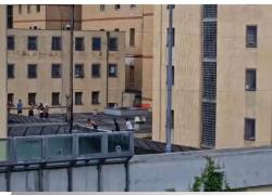 La rivolta nel carcere di Marassi è partita per vendicare lo stupro di un detenuto da parte di altri reclusi