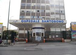 Vibonati (Salerno), bimbo di 9 mesi ricoverato e operato dopo lesioni a testa, femore e collo, indagati genitori e compagno della madre