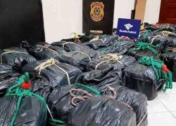Carico di oltre 1,3 tonnellate di cocaina scoperto su nave Grimaldi dopo attacco pirata al largo del porto brasiliano di San Paolo