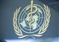 Trattato pandemico Oms, Big Pharma e libertà individuali: l’obbligo che non obbliga ma orienta su vaccini Covid e lockdown