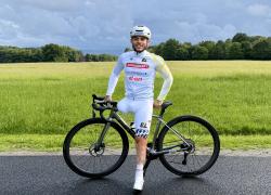 E.ON sostiene l’impresa di Andrea Pusateri: 2700 km in bici tra Irlanda e Irlanda del Nord per raccontare inclusione e resilienza