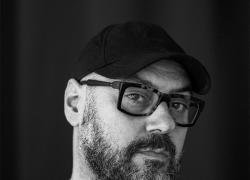 Galleria Gaburro, presentata la mostra "Oltretutto" di Danilo Bucchi, a cura di Achille Bonito Oliva alla Triennale di Milano 
