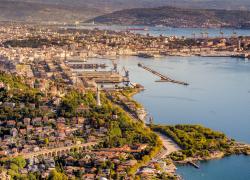 Siemens e AcegasApsAmga insieme per elettrificare Trieste con Gridscale X e rendere il porto più sostenibile ed efficiente