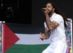 Anche la Germania contro Bob Vylan, esclusi da festival tedesco dopo denuncia genocidio a Gaza e “morte all’Idf” sul palco del West Holts