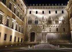 Mps fissa al 35% la soglia minima, già raggiunto il 35,12% con Delfin (19,8%), Caltagirone (9,9%), Enasarco (2,52%), UniCredit (1,9%) e quote di Jp Morgan e Jeffries all'1% 