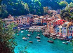 Portofino, vietato l'accesso a clochard e mendicanti per tutelare la vocazione turistica del borgo