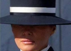 Melania è "l'agente Trumpenko", Kiev la idolatra per il cambio di rotta di Trump sull'Ucraina, lei al marito: "Un'altra città è stata colpita"