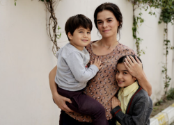 La forza di una donna, anticipazioni oggi 18 luglio 2025: Bahar sviene davanti alla madre, poi legge i messaggi di Sarp