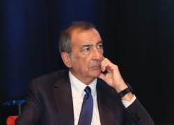 Inchiesta urbanistica Milano, Sala oggi in Consiglio comunale, Pd conferma appoggio ma "serve cambiamento", slitta a settembre vendita San Siro