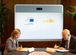 Eni, firmato accordo da €500 milioni con BEI per trasformare la raffineria di Livorno in bioraffineria