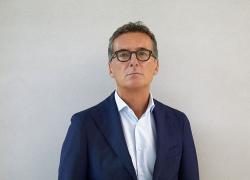 EssilorLuxottica, nel 1H 2025 ricavi a €14,02 mld (+5,5%), utile netto adjusted €1,8 mld; Milleri: "Guidiamo la rivoluzione tech nel mondo dell’eyewear"