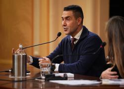 Il generale Vannacci sostiene che lo Stato palestinese non esiste: una posizione degna del mondo al contrario