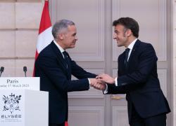 Palestina, l’appello di 15 Paesi a tutto il mondo per il riconoscimento, dalla Francia al Canada: “Passo essenziale per realizzazione due Stati”