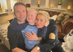 Addio a Luca Guintoli, morto a soli 6 anni il figlio dell'ex pilota di MotoGp Sylvain, lottava contro un turbo-cancro da un anno