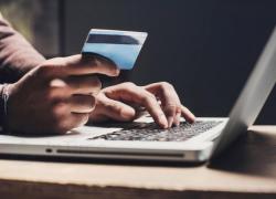 Consob, blocca le truffe via Whatsapp: chiesta rimozione delle app CapFirst e CapOne che promettevano rendimenti fino al 300%