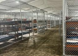 Usa, Corte d'appello sospende ordine chiusura di Alligator Alcatraz, Dipartimento Sicurezza: "il centro non era soggetto a vincoli ambientali"