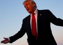 Trump avverte: "Per Ue dazi al 35% se non investe i 600mld $ promessi, imporrò tariffe fino al 250% su tutti i farmaci importati in Usa"