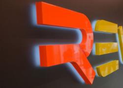 Intesa Sanpaolo alza il target price di REVO Insurance a 18 euro e conferma Buy dopo i solidi risultati del primo semestre 2025