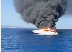 Formentera, incendio su yacht di lusso a 7,3 miglia da Punta Gavina, affonda imbarcazione di 28 metri 'Da Vinci', salvati 7 membri dell'equipaggio - VIDEO